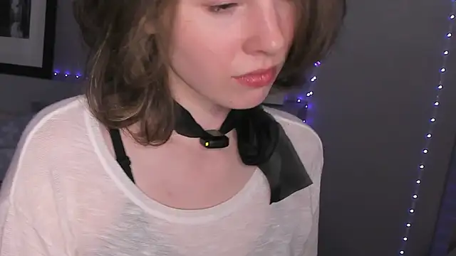 CrystaLeah Chat XXX in diretta