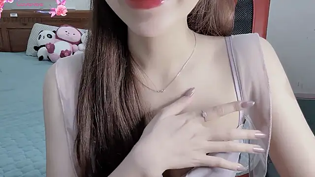 Nabbi_Trinh 网络视讯表演