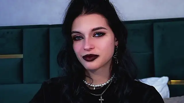 BeverlyMost Pertunjukan Webcam