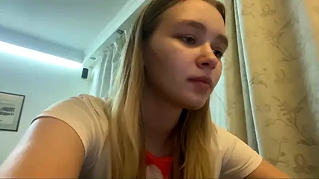 Leifuture লাইভ XXX চ্যাট