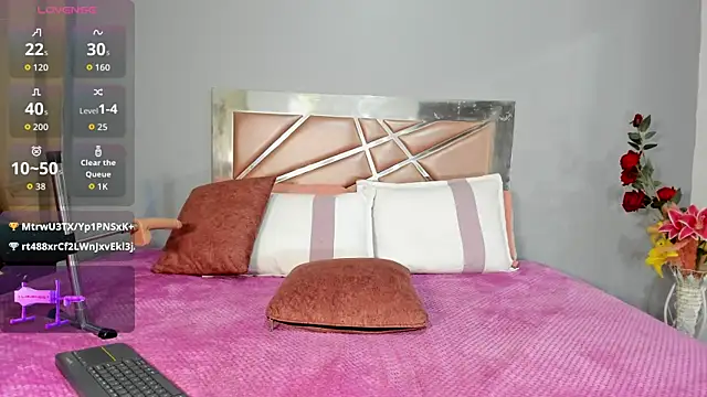 Susy_w1's Webcam Show