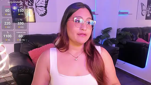 Lia_amara লাইভ XXX চ্যাট