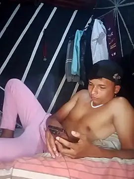 ADES_23CM Webcamshow