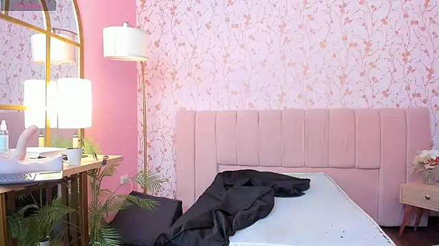 Chat +18 de taylor_bennet ao vivo