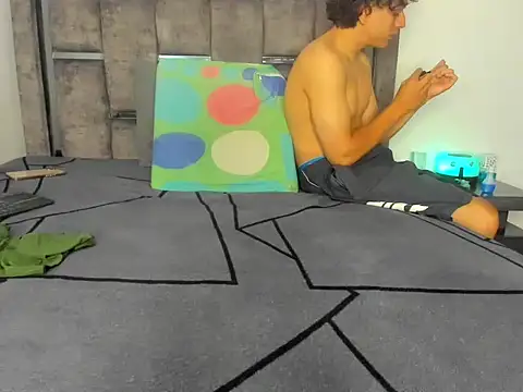 Master_Ruthles777's Live XXX Chat