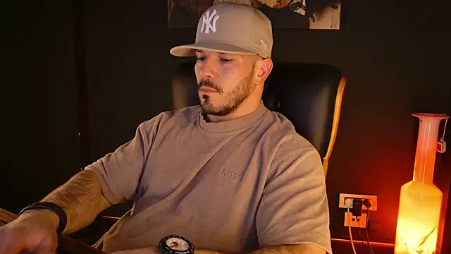 AngeloEric's Live XXX Chat