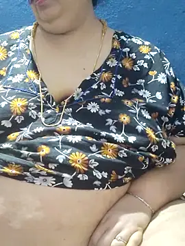 دردشة tamilthanushri الجنسية المباشرة