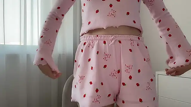 ShySchoolGirl Chat XXX in diretta