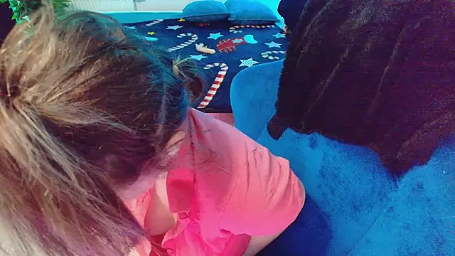 Chatroom XXX en direct de CranberryHot