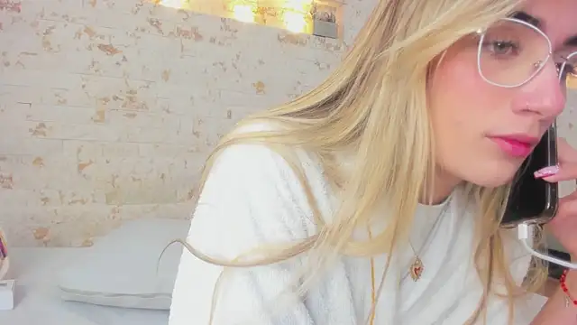 Chatroom XXX en direct de maryy_campbell_