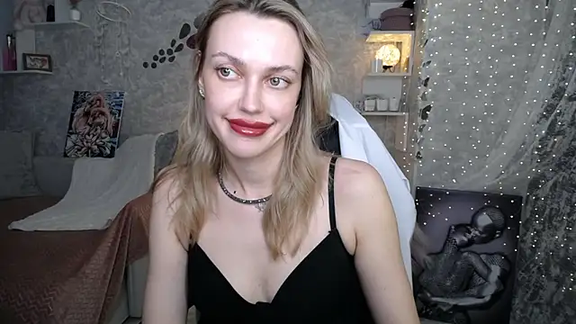 Chatroom XXX en direct de NickyAdamidi