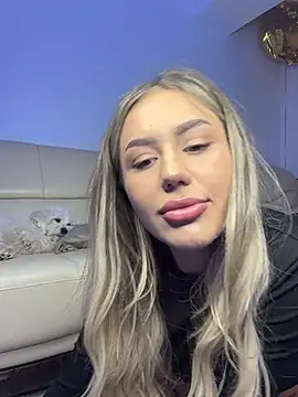 alisa_w: απευθείας συνομιλία ΧΧΧ