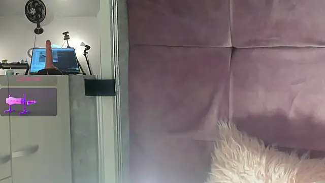 conny__curly's Live XXX Chat