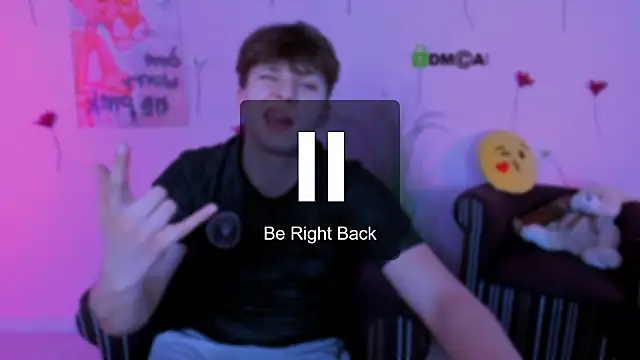 travis_wolf_'s Live XXX Chat