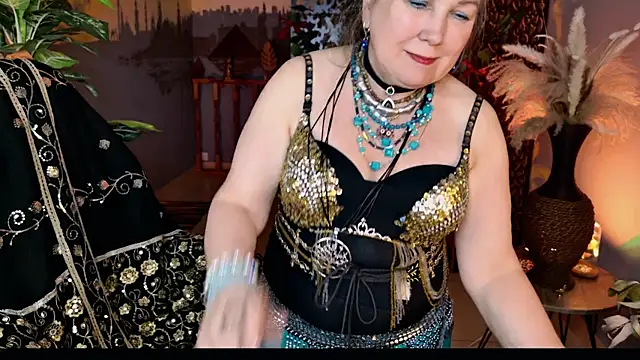 LilaMaharani's Live XXX Chat