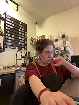 cinnabon_ Adlı Modelin Canlı XXX Sohbeti