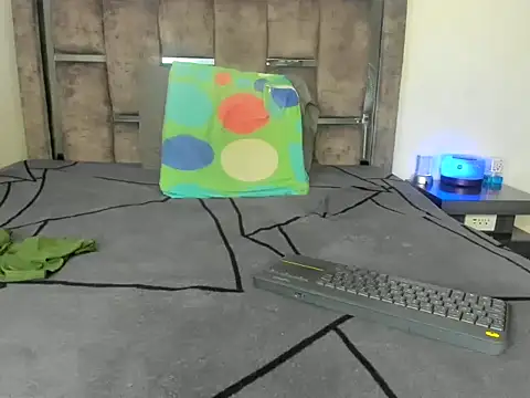 Master_Ruthles777n Webbikameraesitys