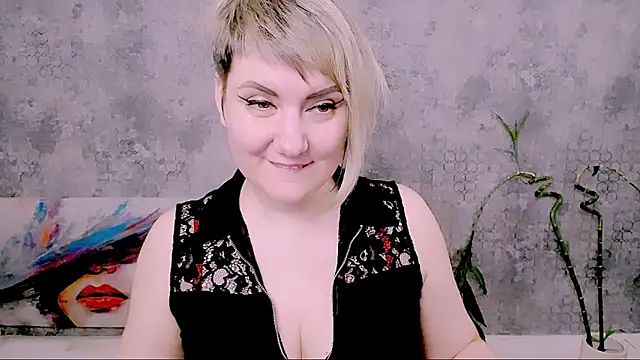 Djullia Chat XXX in diretta