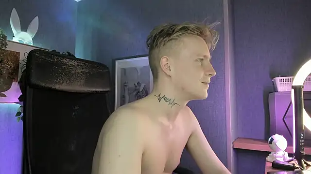 AlexxSweet's Live XXX Chat