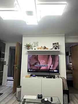 KentishLondoner: вебкам-шоу