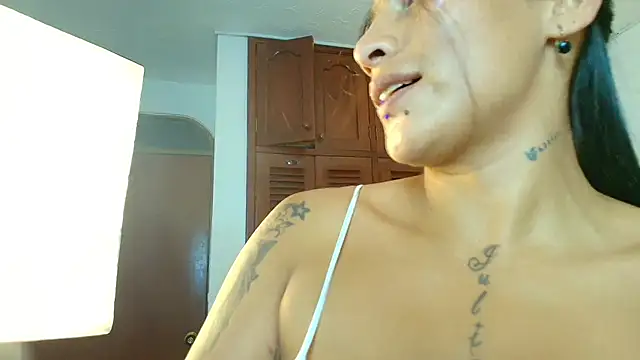 Chat XXX Live KimberlyFox_t