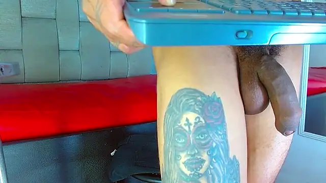 Hot_Latino_x 现场XXX聊天