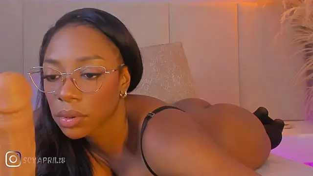 aprilebony_ – Live XXX-chat