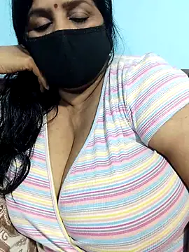 Chat +18 de Honey_rose_ ao vivo