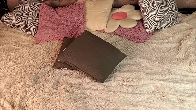 Chat +18 de KirstinMcgeady ao vivo