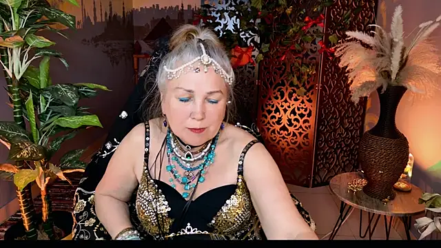 LilaMaharani Chat XXX live