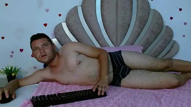 sven_fox723 Live XXX Chat