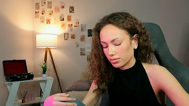 nexorine Adlı Modelin Canlı XXX Sohbeti