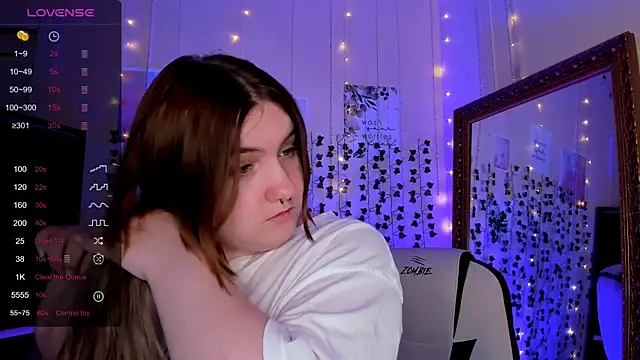 lovelyy_julia 现场XXX聊天