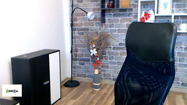 دردشة angel_devil_milf الجنسية المباشرة