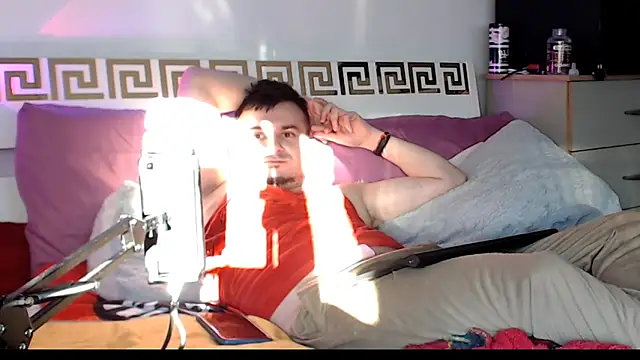 iuligruia69 Adlı Modelin Canlı XXX Sohbeti