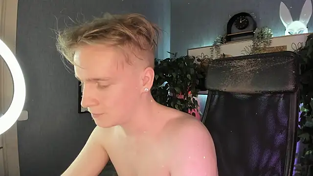 AlexxSweet 现场XXX聊天