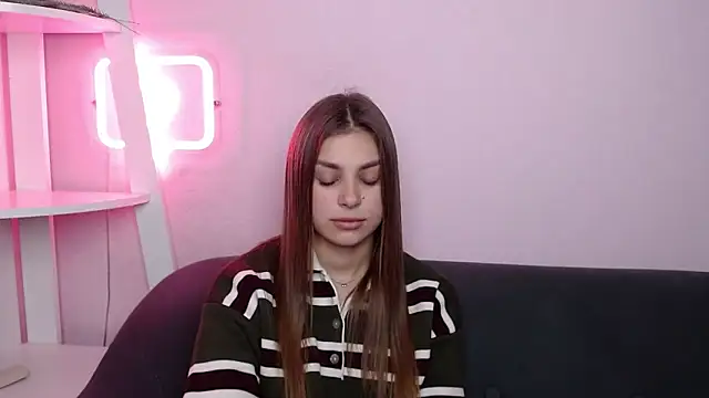 MilanaAngelAs: απευθείας συνομιλία ΧΧΧ