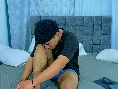 Brandon_Wesly Adlı Modelin Canlı XXX Sohbeti