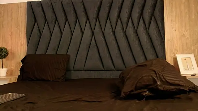 King-magic Show in webcam