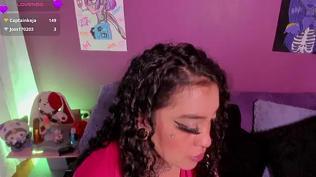 Cata_green's Live XXX Chat