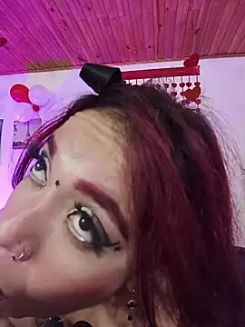 Chat +18 de keila_j ao vivo