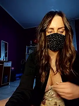 Chat +18 de Akemi_rossi ao vivo