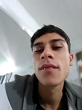 Pokazy przed kamerką – Axel_DavisSM