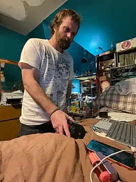 charactrzero: διαδικτυακό σόου στην κάμερα