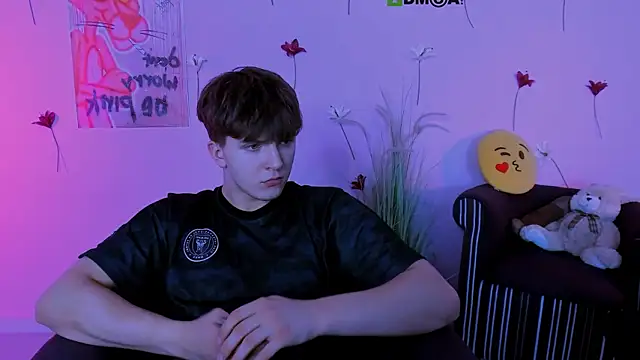 travis_wolf_ live XXX chat