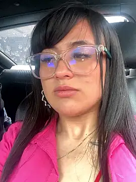 emily_pink18 – Live XXX-chat