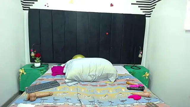 แชท XXX สดของ QueenMatturex