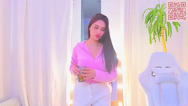 Sofia_Plump 现场XXX聊天