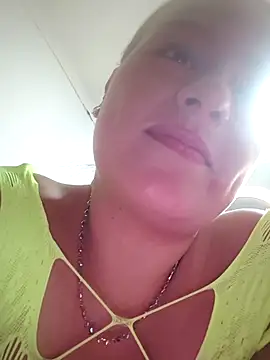 Foxylisaflores 网络视讯表演