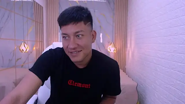 DominantBoy4n Webbikameraesitys